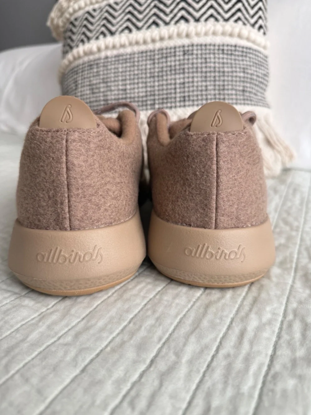 NIB Allbirds Wool Runner Mizzle Sneakers Hazy Beige/Rugged Khaki Men's Size 10